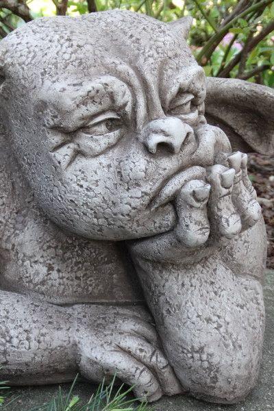 Gargoyle GRUMBLETHORPE | Fiona Scott © | Pheeberts Statuary